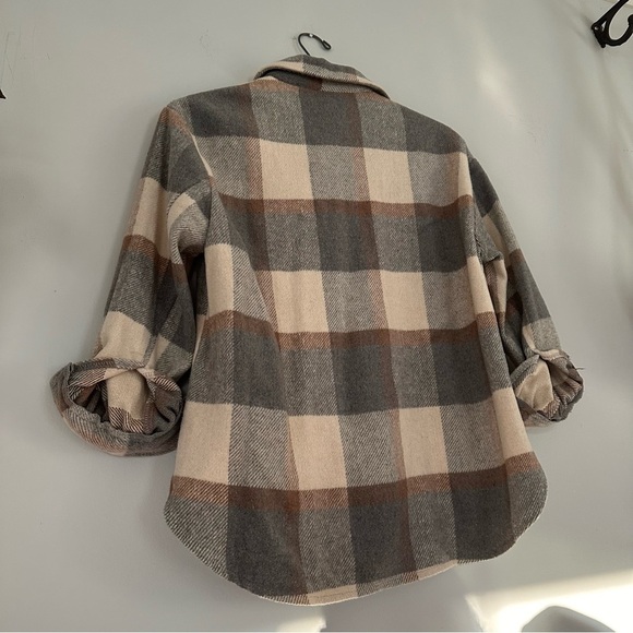 Grey Tan Plaid Checkered Shacket - Picture 9 of 14